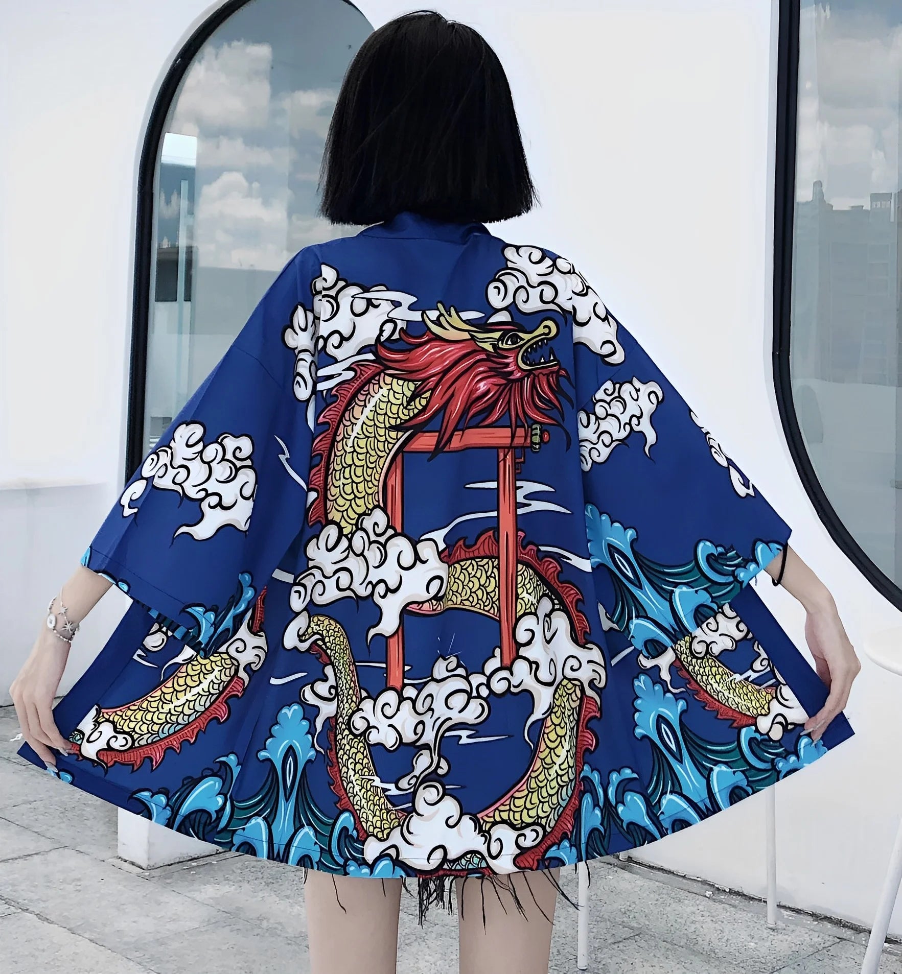 Japanese Women’s Haori Streetwear Style | Japan Outfits